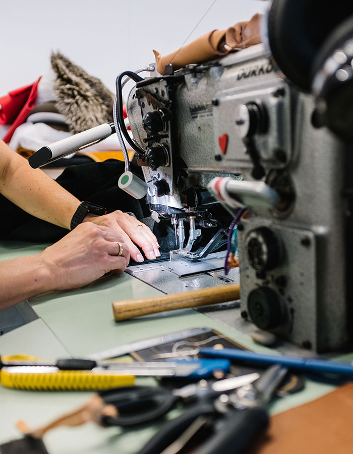 Upholstery sewing at Lammhults