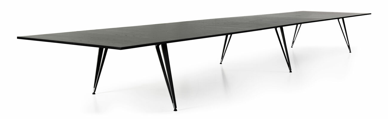Attach – Conference table