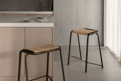 Lammhults_A22_stools_H63_bronze_pad_naturalleather_e03.jpg