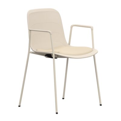 Lammhults_Grade_armchair_lightbeige_lightbeige_seatpadbeige_frontangle.png