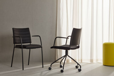 Lammhults_Spira_a_armchairs_quilt_PUR_black_e01 -1-.jpg
