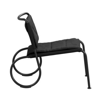 Lammhults_Corso_easychair_black_blackcanvas_side.png