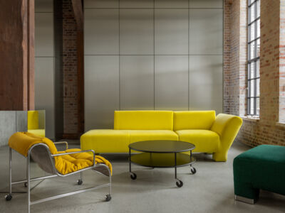 Lammhults_Geofanti_modularseating_yellow_Sunny_easychair_yellow_chrome_ChicagoIII_trolley_black_e01.jpg