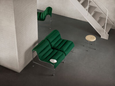 Lammhults_Sunny_easychair_modularseating_green_Taburett_stool_yellow_e01_1.jpg