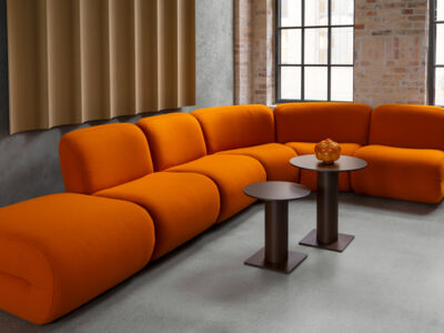 Lammhults_Bau_modularseating_orange_Ciao_tables_brown_e01.jpg