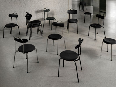 Lammhults_TaburettPlus_chairs_black_Taburett_stools.jpg