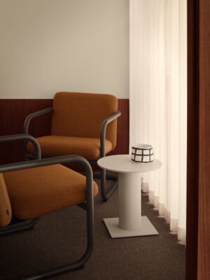 Lammhults_Ciao_table_House_of_People_ -3-.jpg